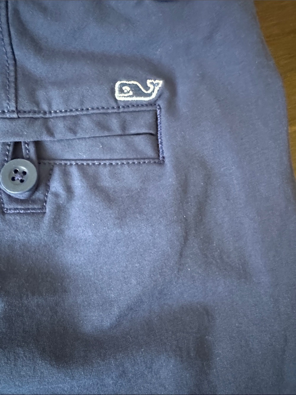 Vineyard Vines Women's Performance Shorts - Picture 4 of 4